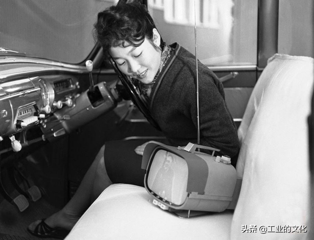 工业史鉴—浅谈日本电子产业为何后来居上？