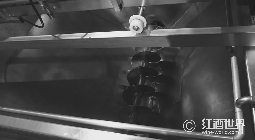 半甜型葡萄酒酿造过程,欧洲葡萄酒的酿造过程