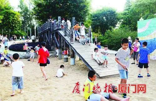 厦门小伙光膀子睡觉，醒来背部大片红斑，又痛又痒！近期小心TA