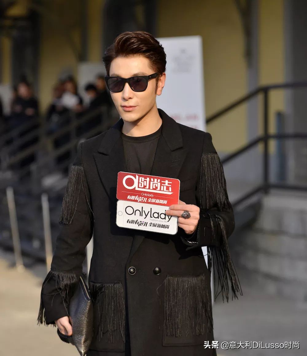 美妆博主给明星化妆,给明星化妆的美妆博主