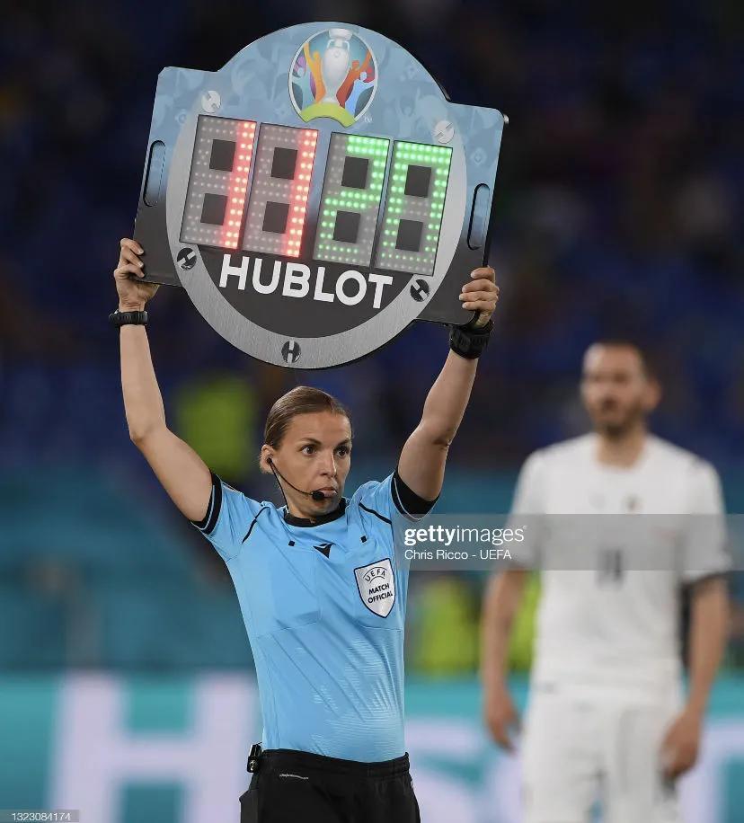 欧洲杯十大裁判,欧洲杯裁判名单总决赛