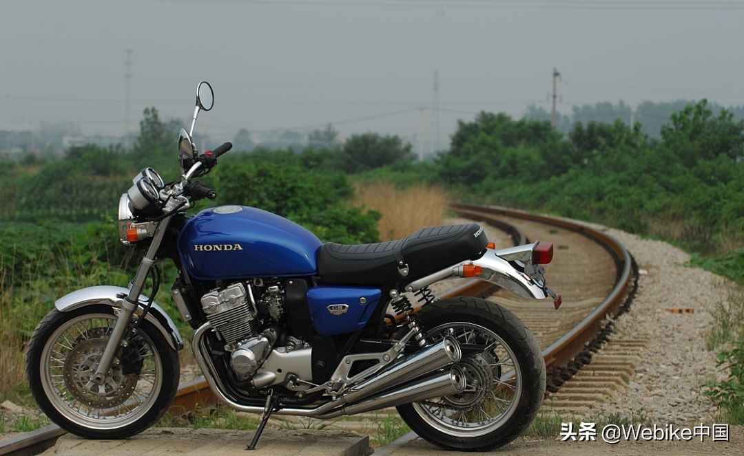 新出来的本田cb400,本田cb400第四代评测