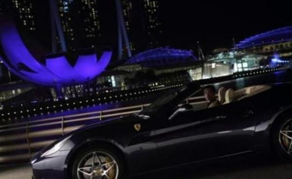 郑恺夜店出场,郑恺在跑男穿西装