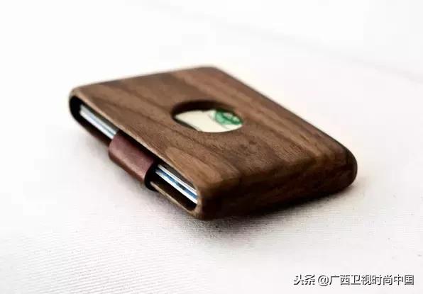 男士怎么选钱包技巧,钱包牌子男士排名