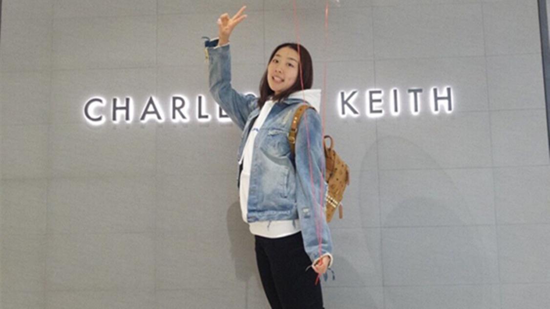 女排姚迪晒紧身衣训练照，身材比例很好，体态略胖别有一番风味