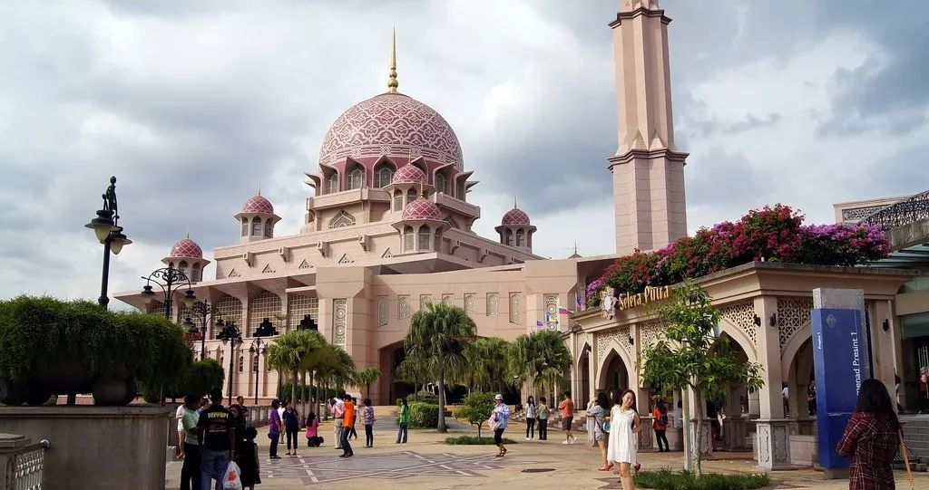 适合蜜月旅游的地方,这些地方美到窒息不去后悔