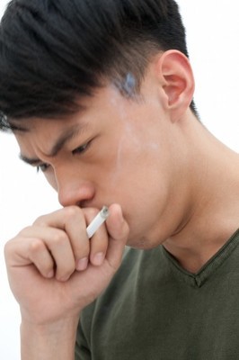 吃药好转,但反复发作的咳嗽、烧心如何治疗?听听医生的5条建议