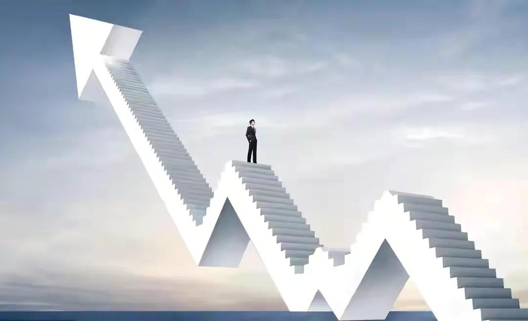 足坛十大最出名的巨星排名,足坛十大传奇巨星排名