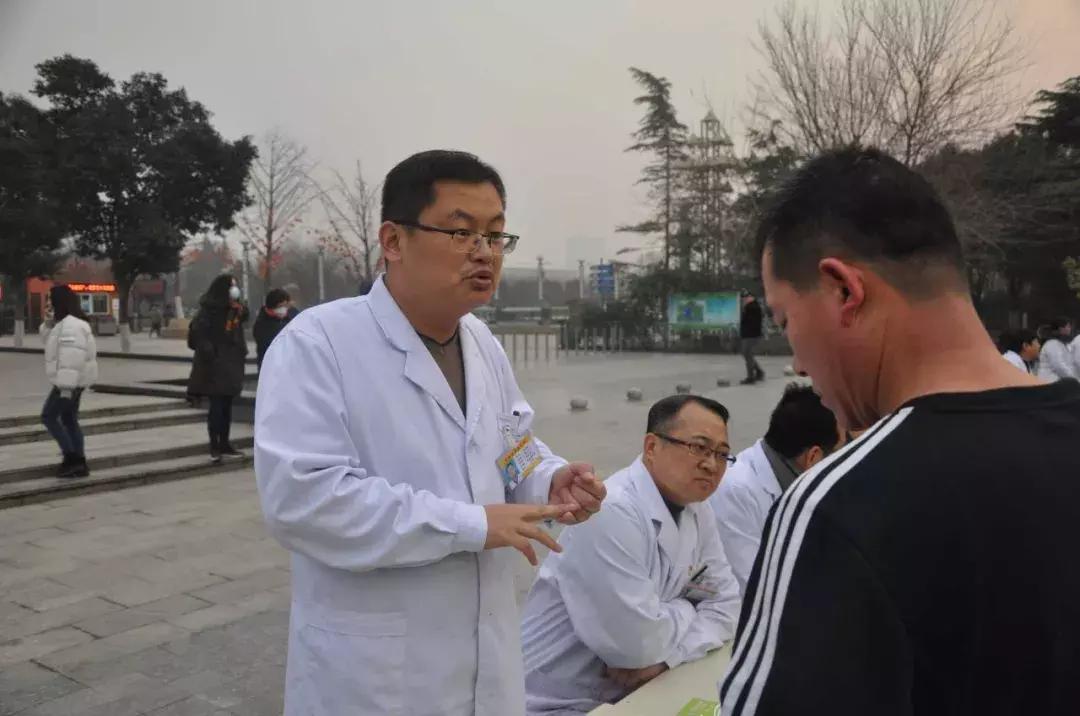 骨科在线咨询直播,骨科医生直播间现场直播问诊