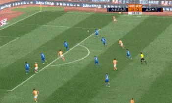 足球一场比赛两种心情,一场足球比赛的收获和感受