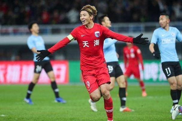 大连一方1:5天津天海，送深圳降级，赛后贝尼特斯一番话引人深思