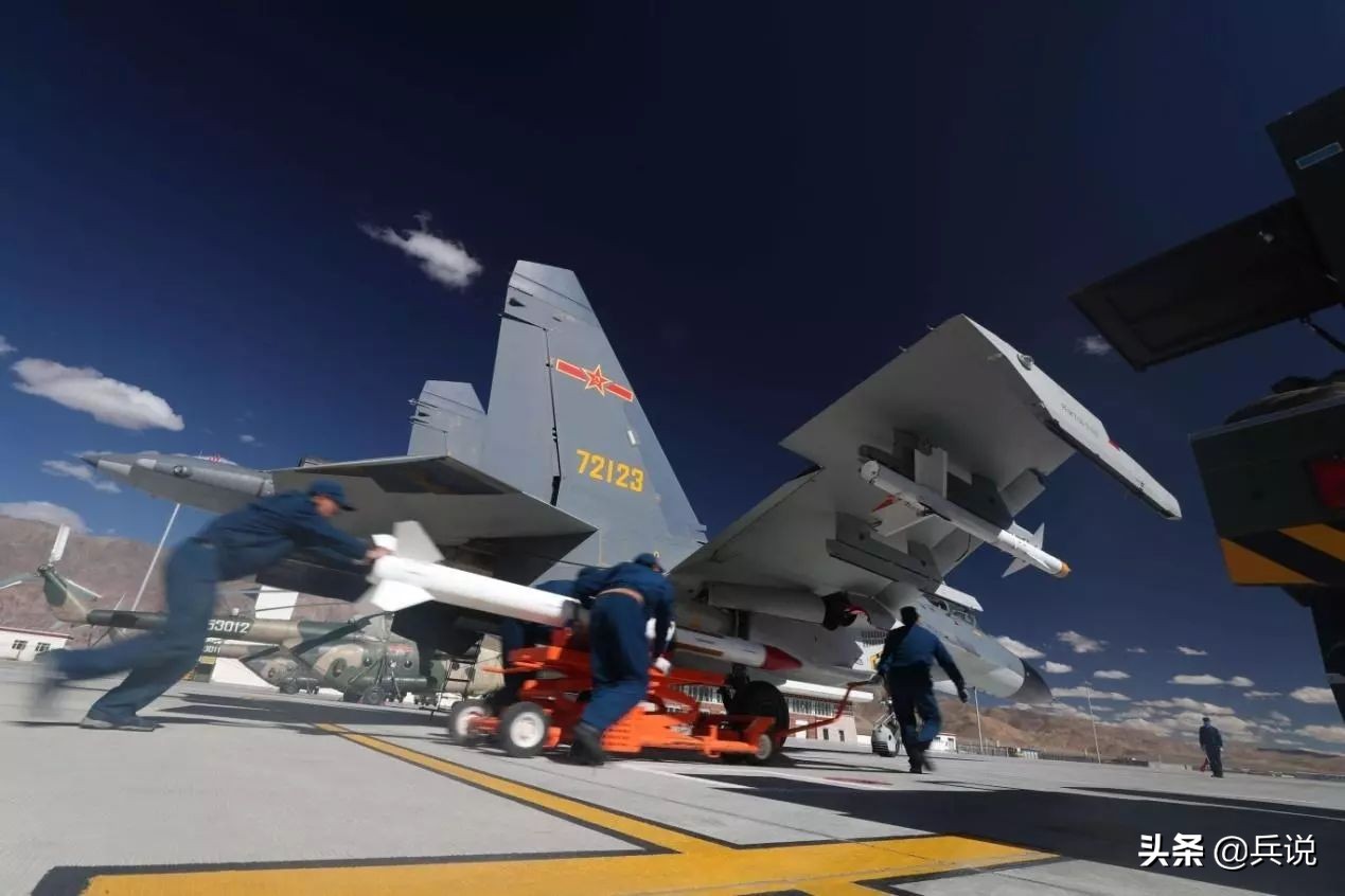 歼11是仿制苏27吗,歼11战斗机改装