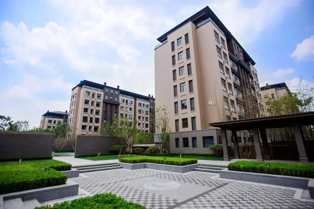 这家郑州房企一直在说：抱歉，我们不是开发商！