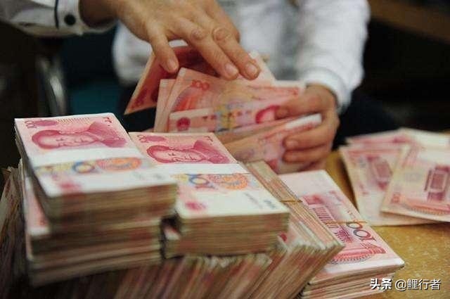 100万的房贷30年每月多少,贷款100万30年提前10年还多少利息