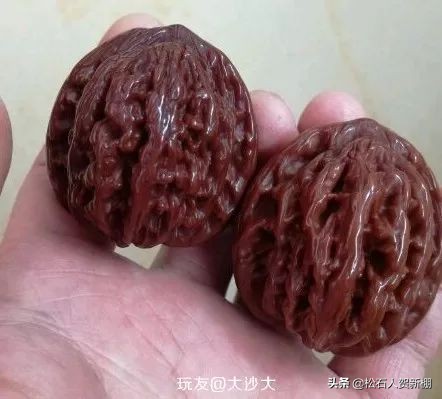 核桃树上的核桃可以盘吗,便宜的核桃能盘出效果吗