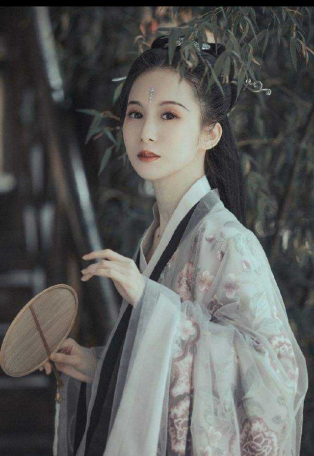 古代买一个丫鬟需要多少钱,古代丫鬟值多少钱