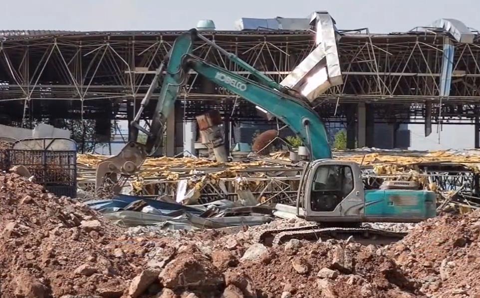 重庆力帆拆车现场,重庆力帆工厂拆除