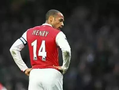 天下足球十大催泪文案,十年逝年之天下足球经典文案