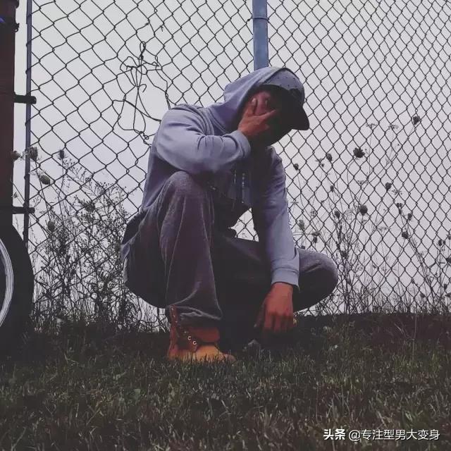 适合年轻人穿男靴,男生轻熟男靴