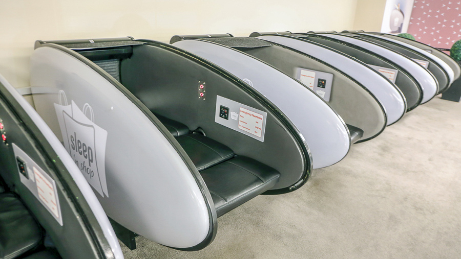 迪拜喷泉旅游攻略,迪拜水族馆游玩攻略