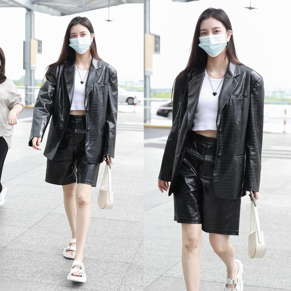 秦岚西装穿搭闪耀的她,秦岚白西服日常穿搭