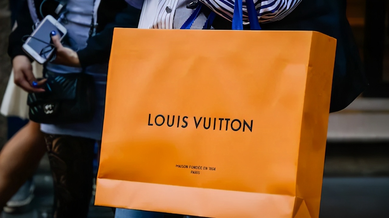 2023年全球奢侈品公司市值,2021全球奢侈品牌销售额