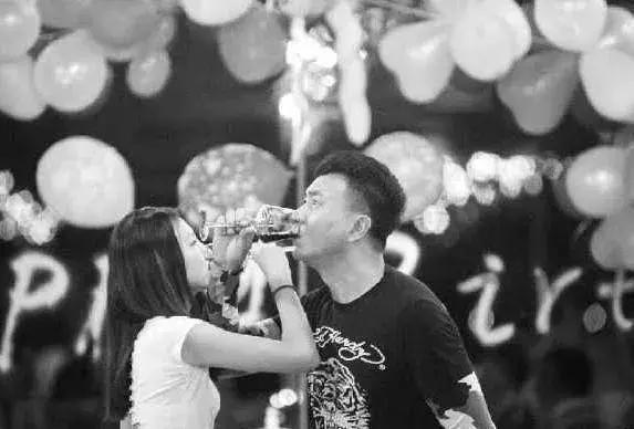 胡军和黄磊同框,胡军和黄磊