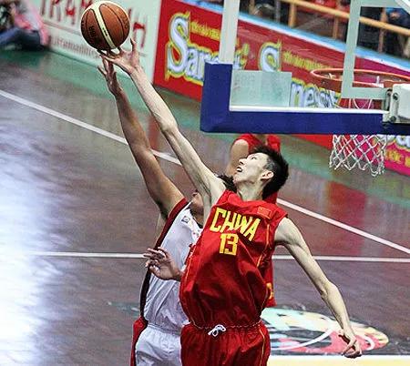 易建联与周琦谁的实力更强,周琦为什么这么难超越易建联