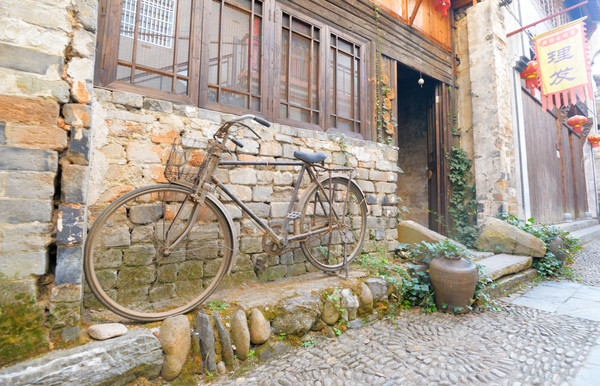 千年古村的老街,霞山古村落在哪里