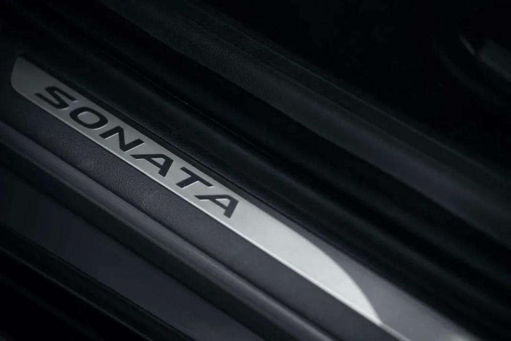 现代第十代索纳塔底盘,第十代现代索纳塔测评