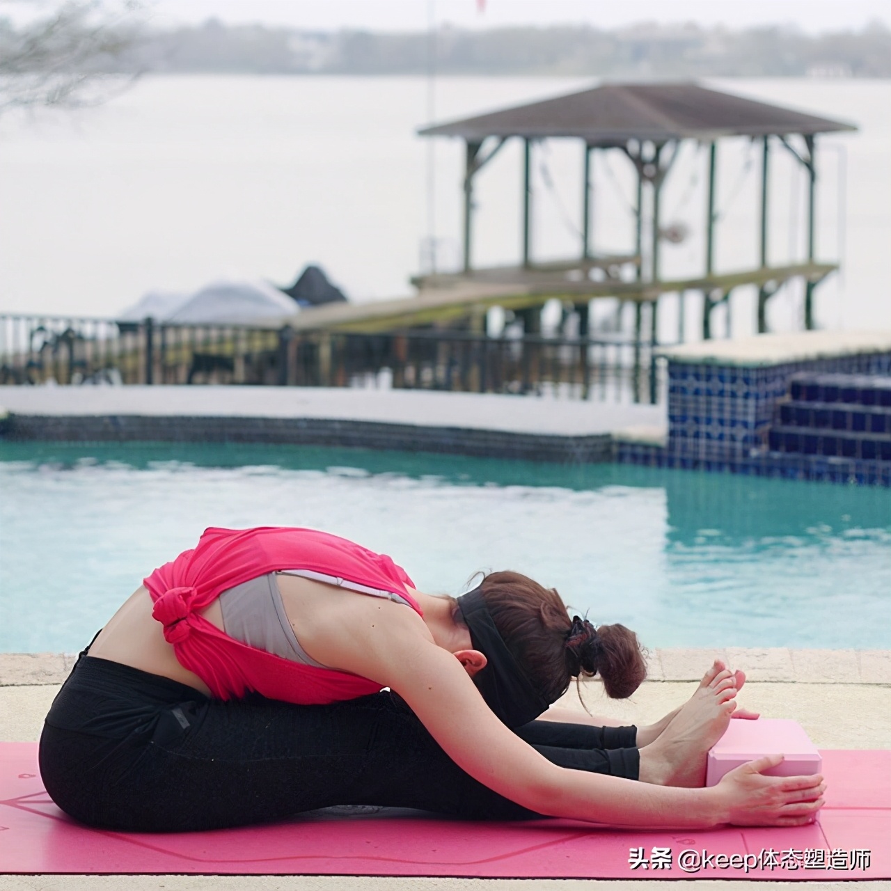 瑜伽开髋至关重要，但是如何舒适劈叉，这些动作你了解吗？