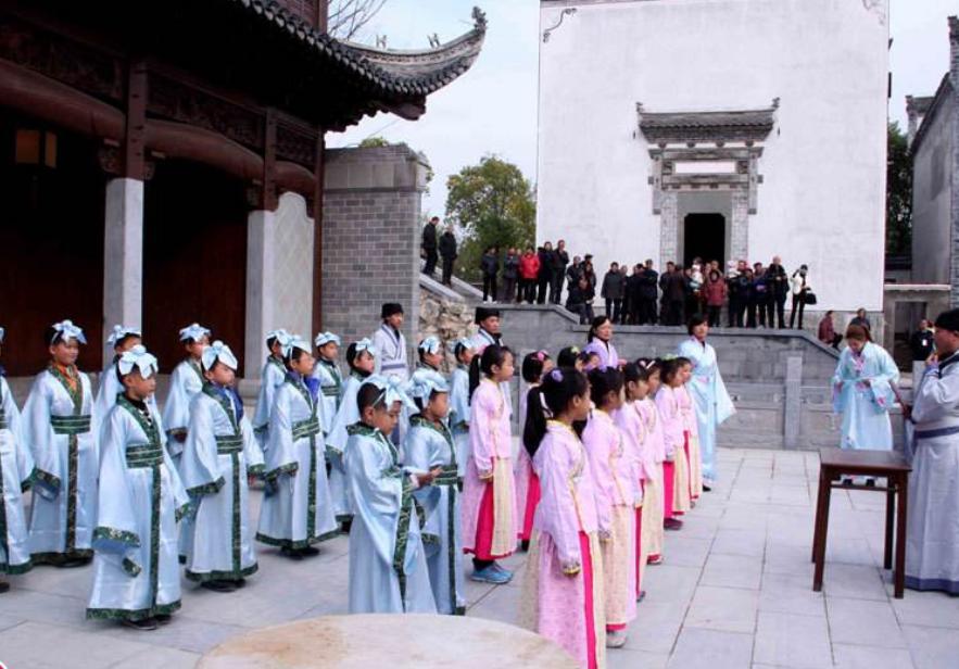 唯一一个可以穿汉服进去的景区,中国唯一需要穿汉服的地方