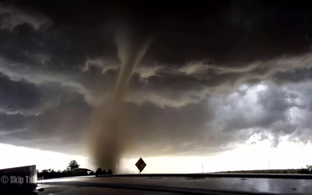 票房16亿，这部央视经常重播的顶级灾难片，上映23年无人能再复制