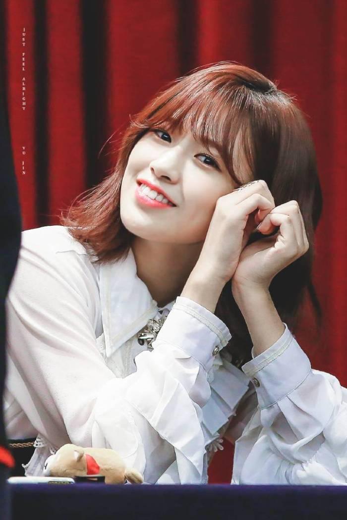 宫胁咲良张元英mama对视,张元英韩娱宫胁咲良娱乐评论大赏