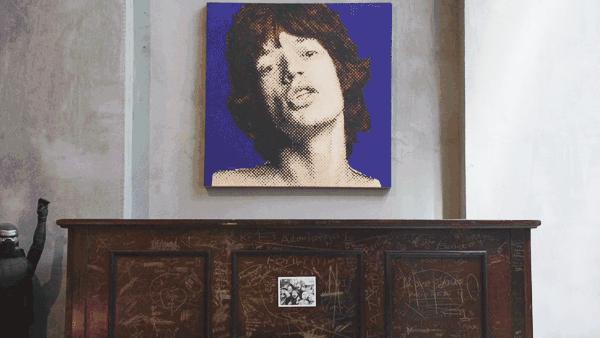 北京宅男独居5层楼,北京宅男住800平房子