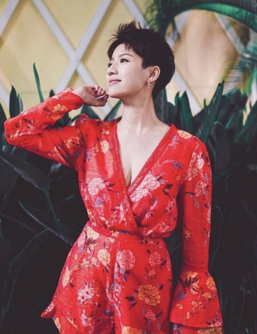 tvb小花现身,tvb小花新剧造型曝光