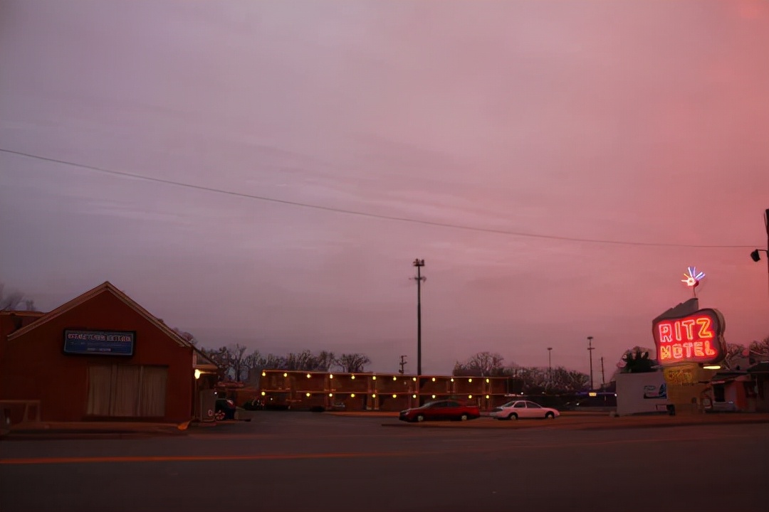 如何去爱一个不爱自己的人,爱上一个不爱自己的人及时止损