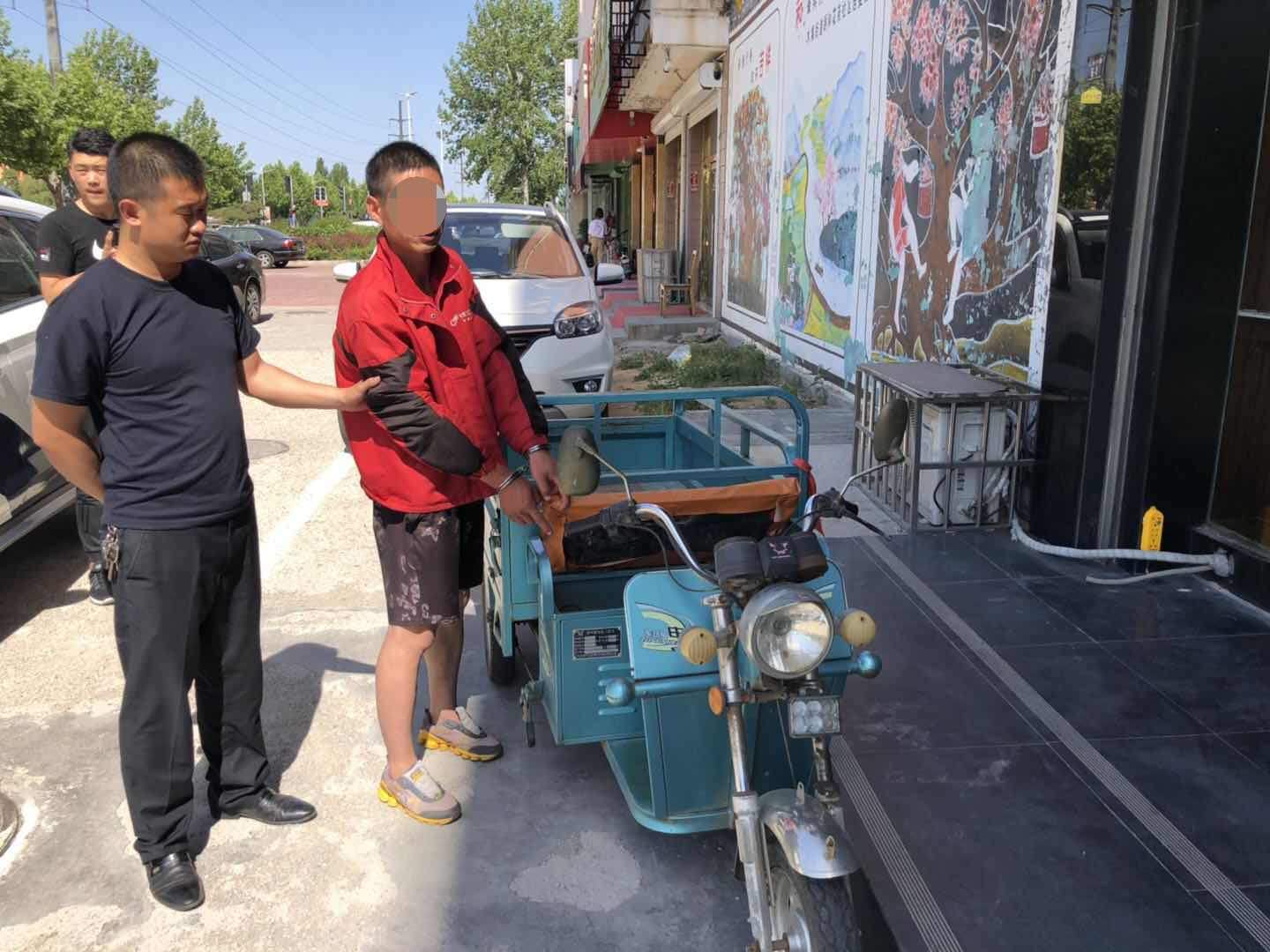 电动车电瓶频频被盗莱西警方发“防盗妙招”