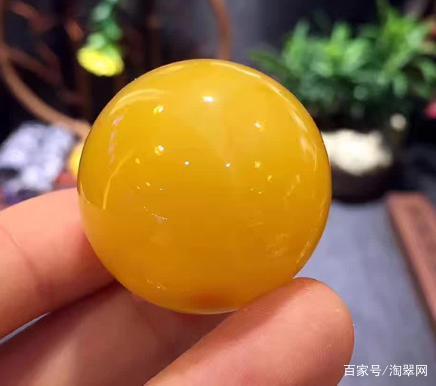 蜜蜡手串真的能戴吗,这样的文玩串子你还敢玩么