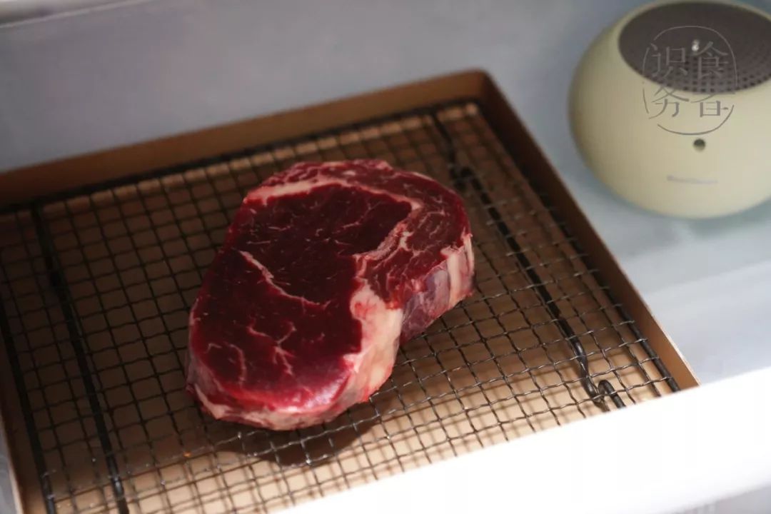 熟成牛排是智商税吗,熟成牛排算僵尸肉么