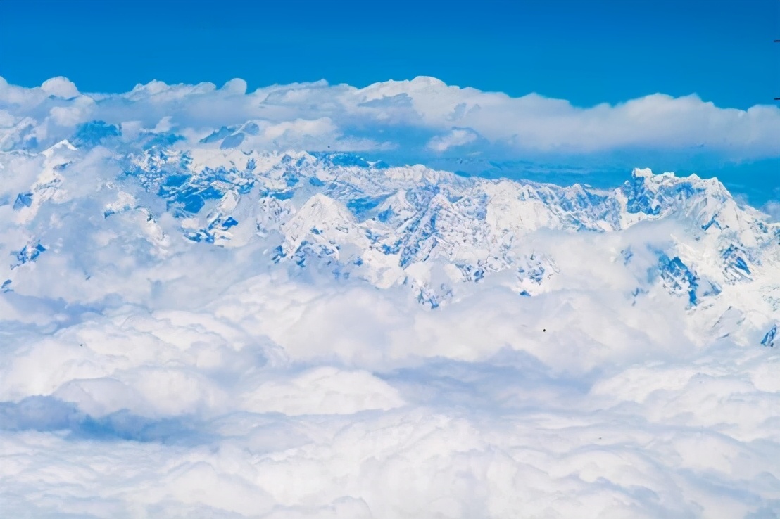 珠穆朗玛峰目前的真实高度,珠穆朗玛峰为何至今还在不断长高