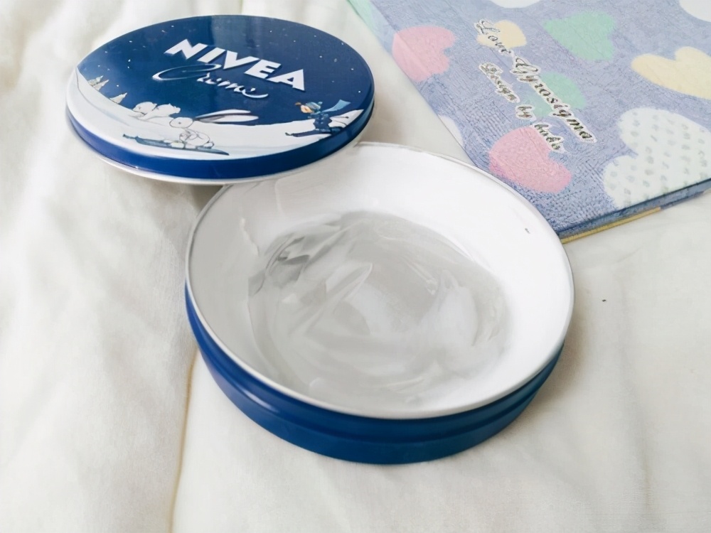 适合老年皮肤的护肤品,老年润肤保湿产品