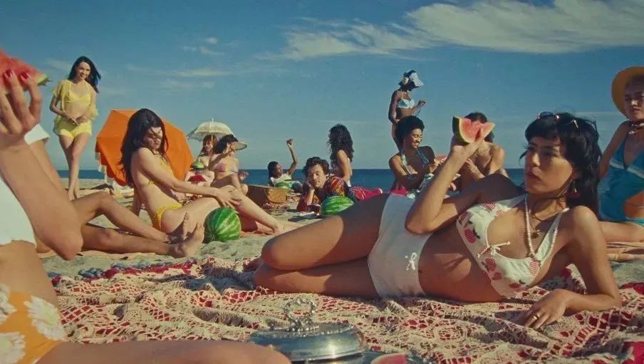 如果说夏天是水果味儿的，哈卷第一个赞成