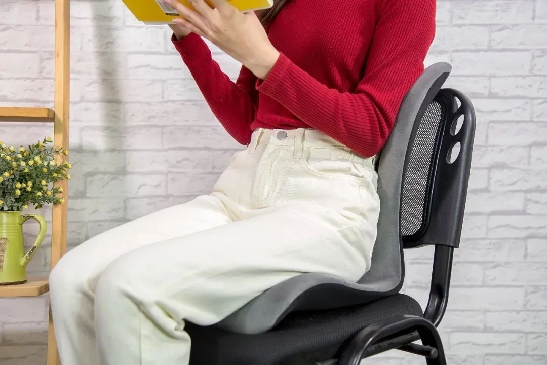 站立臀部凹陷假胯宽最有效的锻炼,避免臀凹陷和假胯宽的正确坐姿