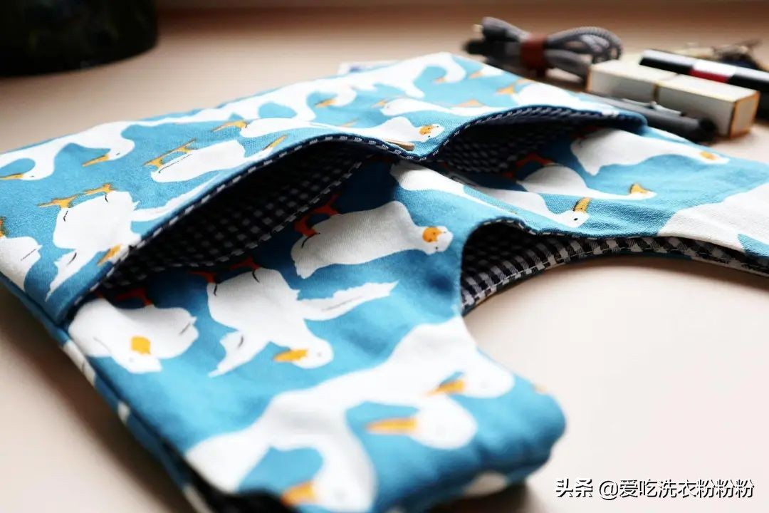 虽然路程很远但是还想回家过年,虽然路程很远用英语怎么说