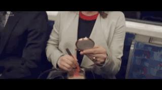 英剧公关处理黑料,英剧公关危机第一季在线观看