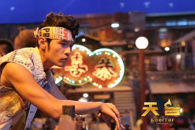 周杰伦摩天轮演唱会天台,周杰伦演的电影天台结局