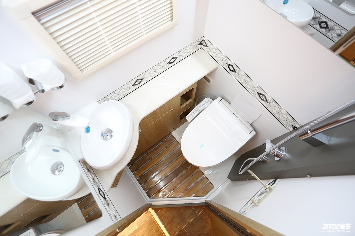 定价超百万的国产车,戴德e途promax房车228万