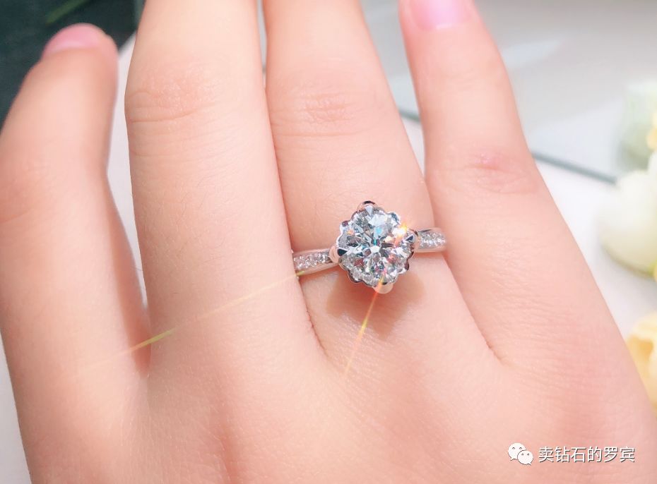 珠宝钻石销售技巧和话术周大生,珠宝销售学习钻石知识的心得