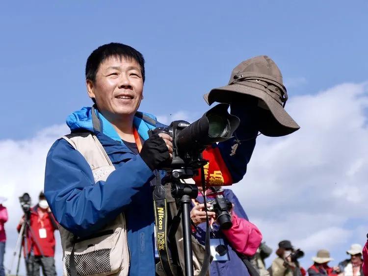 布里亚特牧民骑马摄影作品,草原蒙古族服饰摄影
